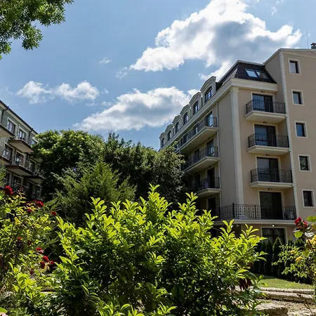 Rabi Park Ξενοδοχείο με διαμερίσματα *