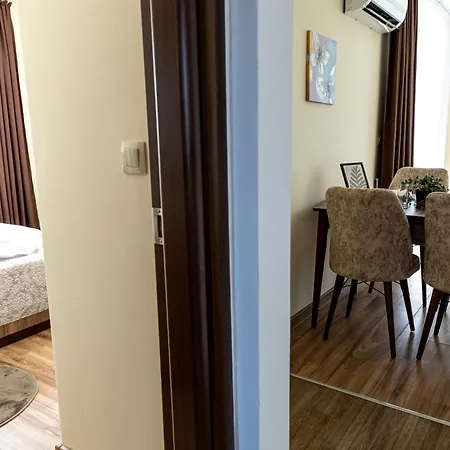Hotel apartamentowy Rabi Park