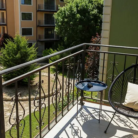 Apartahotel Rabi Park 3*