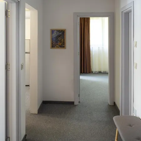Rabi Park Apartahotel 3*