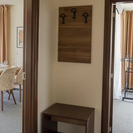 Apartahotel Rabi Park Saints Constantine and Helena