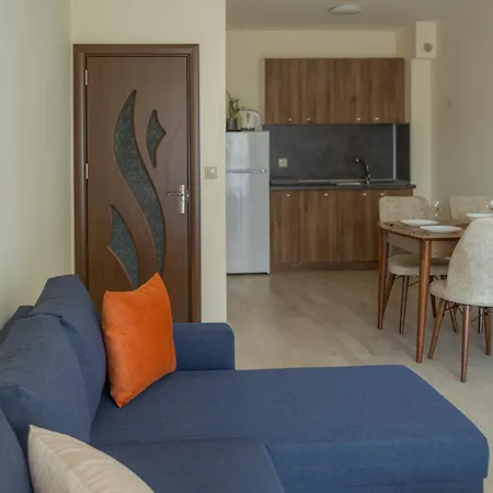Rabi Park Apartahotel Saints Constantine and Helena