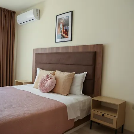 Apartahotel Rabi Park 3*