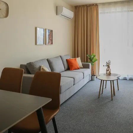 Apartahotel Rabi Park 3*