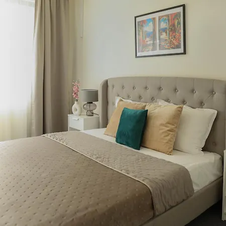 Rabi Park Aparthotel 3*