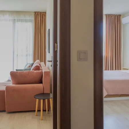 Rabi Park Apartahotel Saints Constantine and Helena