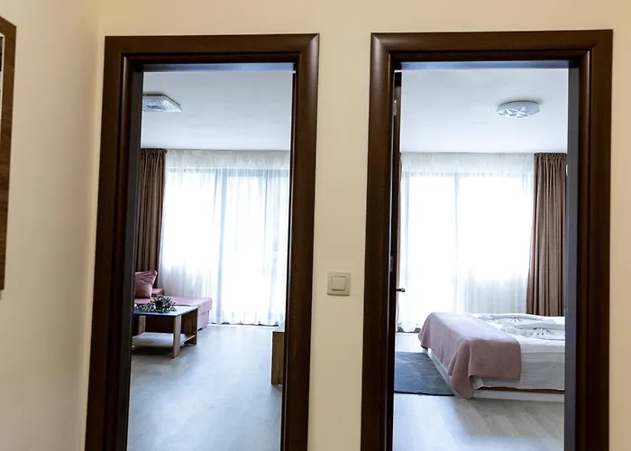 Rabi Park Appart hôtel St Constantin et Helena